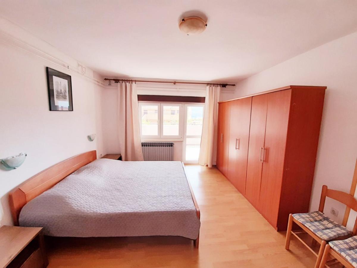 Apartments Renato Muzic Đảo Cres Ngoại thất bức ảnh